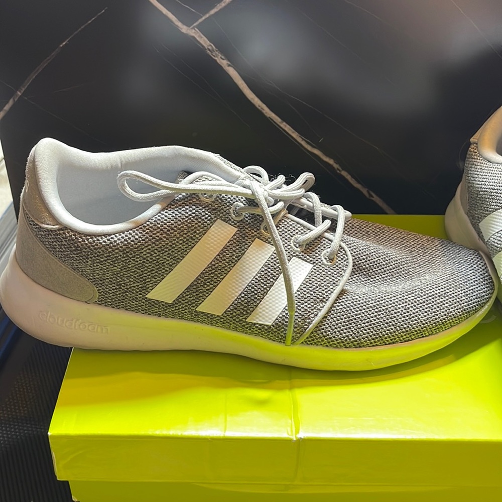 Womens Adidas neo cloud foam qt racer sneakers